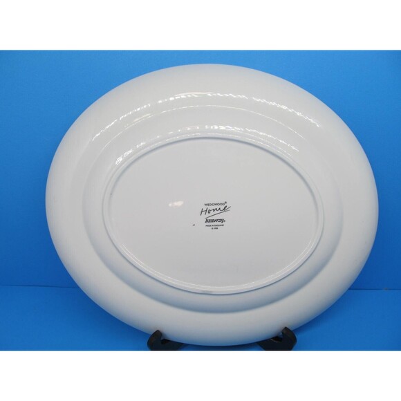 Wedgwood Home Amway 1998 White Serving Oval Plater Embossed England 14" - Picture 6 of 8